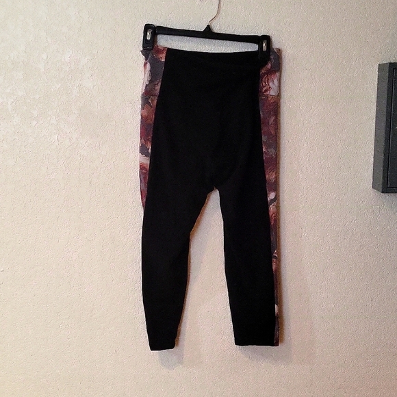 VICTORIA SECRET SPORT LEGGING. BLACK. MEDIUM - Picture 2 of 6